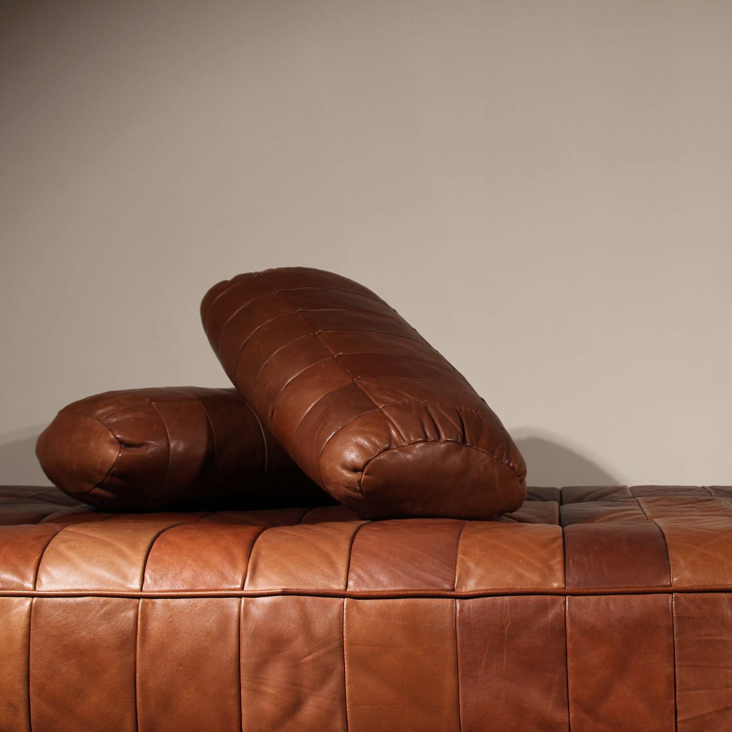 Lit de jour 'DS-80' en cuir patchwork cognac par De Sede, Suisse