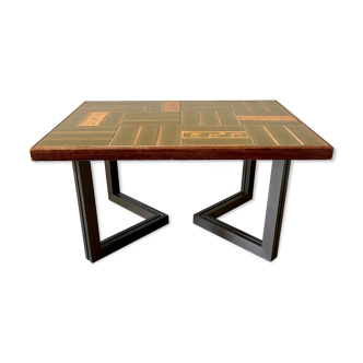 Table basse en céramique émaillée, bois et métal 86,5 x 66 cm