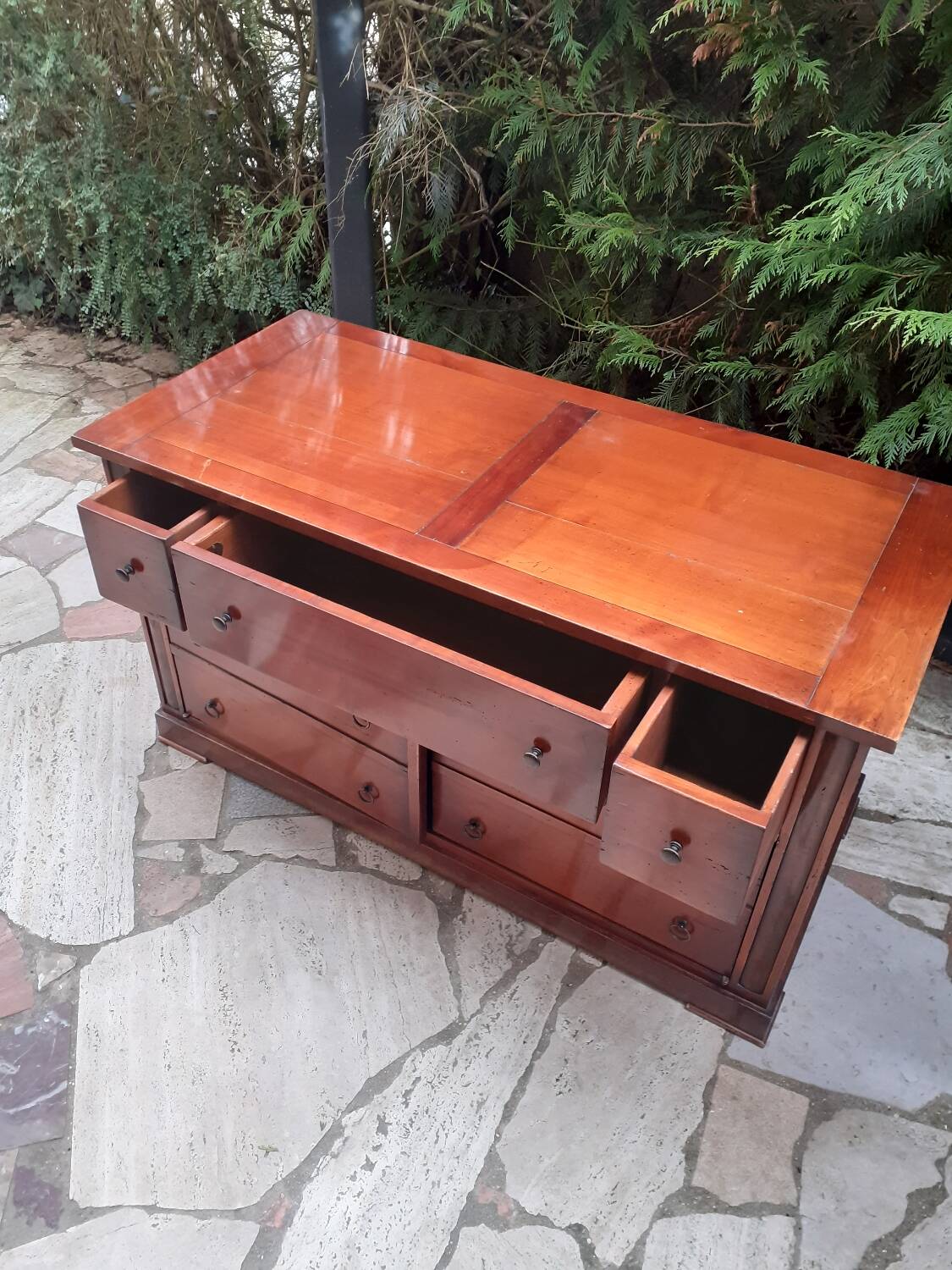 Commode Roche bobois en bois massif patine