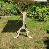 White Carrara marble bistro table circa 1900.