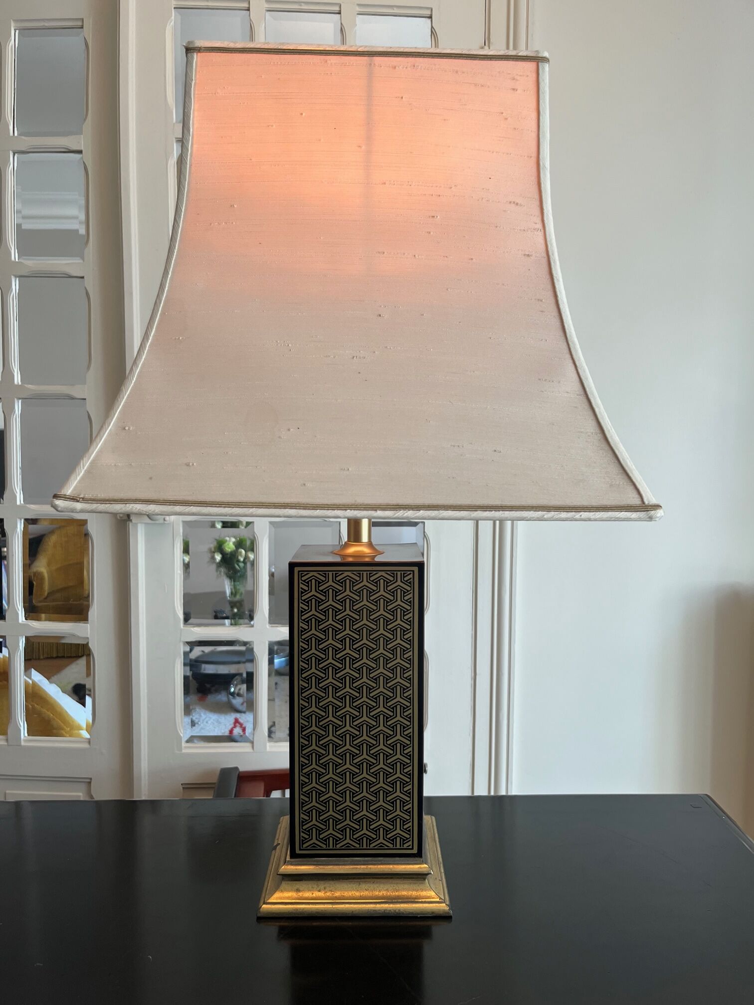 Pagoda lamp 1970