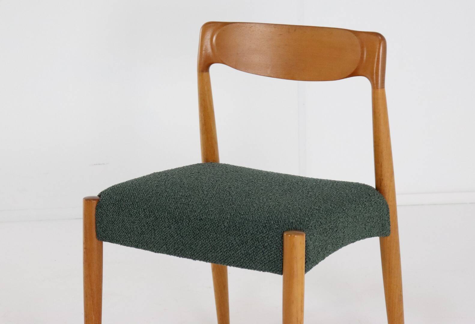 Set of 4 Danish Chairs 'Bjerremose'
