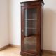 Petit meuble de rangement vitré ancien en bois