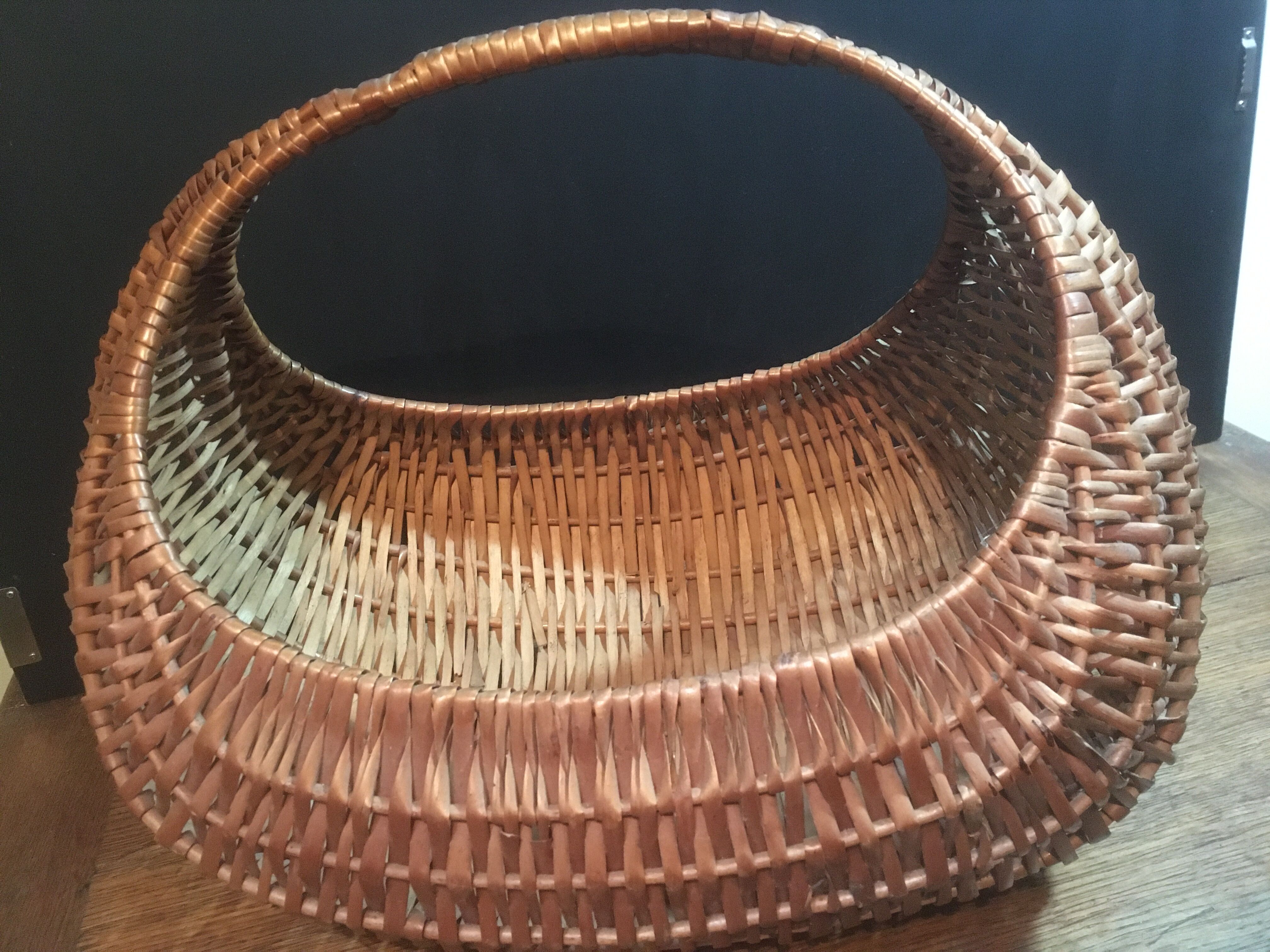 Wicker market basket
