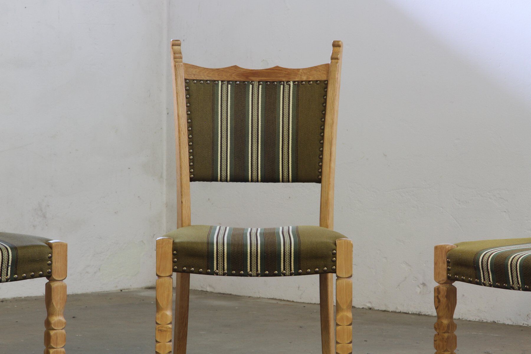 Danish modern brutalist oak dining chairs by Henning Kjærnulf, 1960s, set of 6