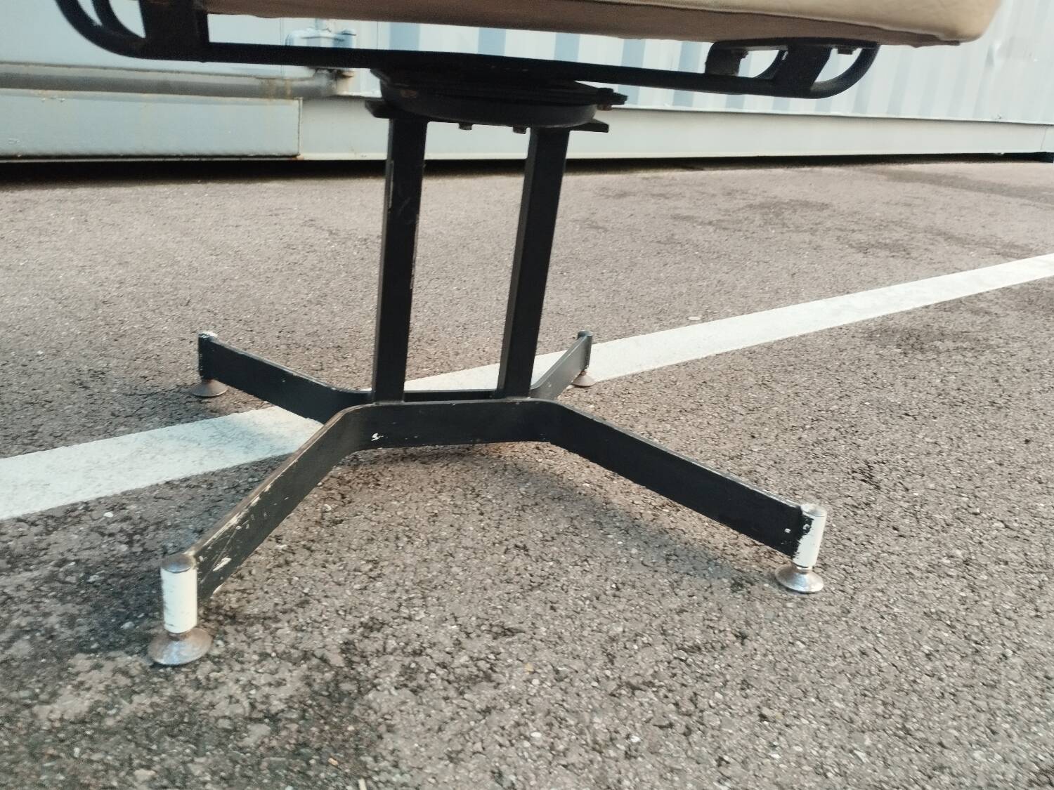 Pair of vintage antique armchairs