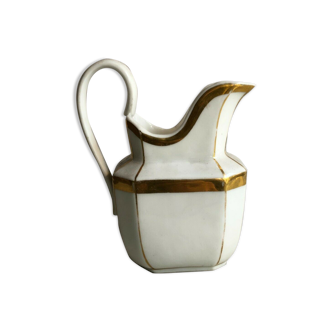 White and gold Paris porcelain milk pot 19th century
