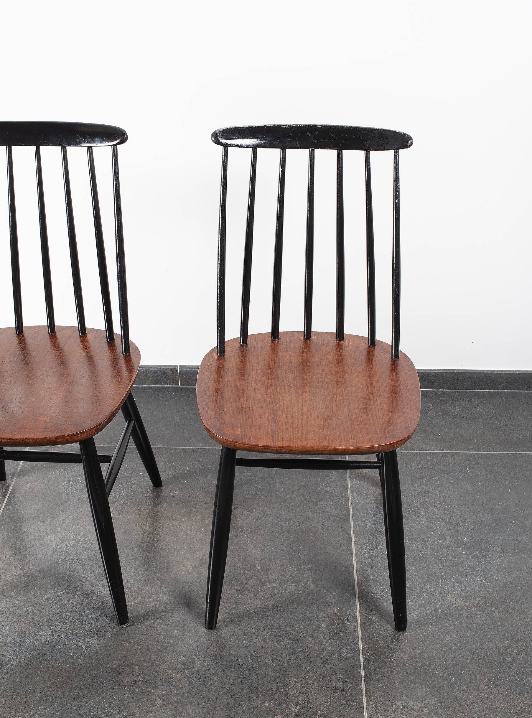 Pair of vintage chairs, 1960s