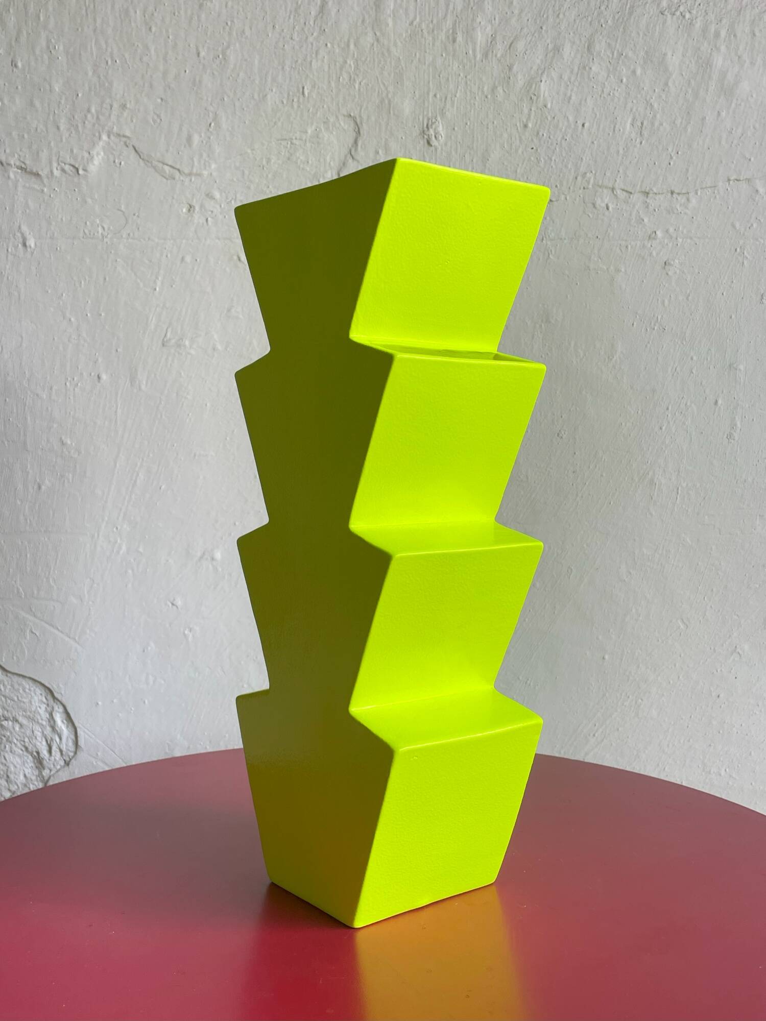 Memphis style ceramic vase "Nizza" by Florio Keramia 1990s