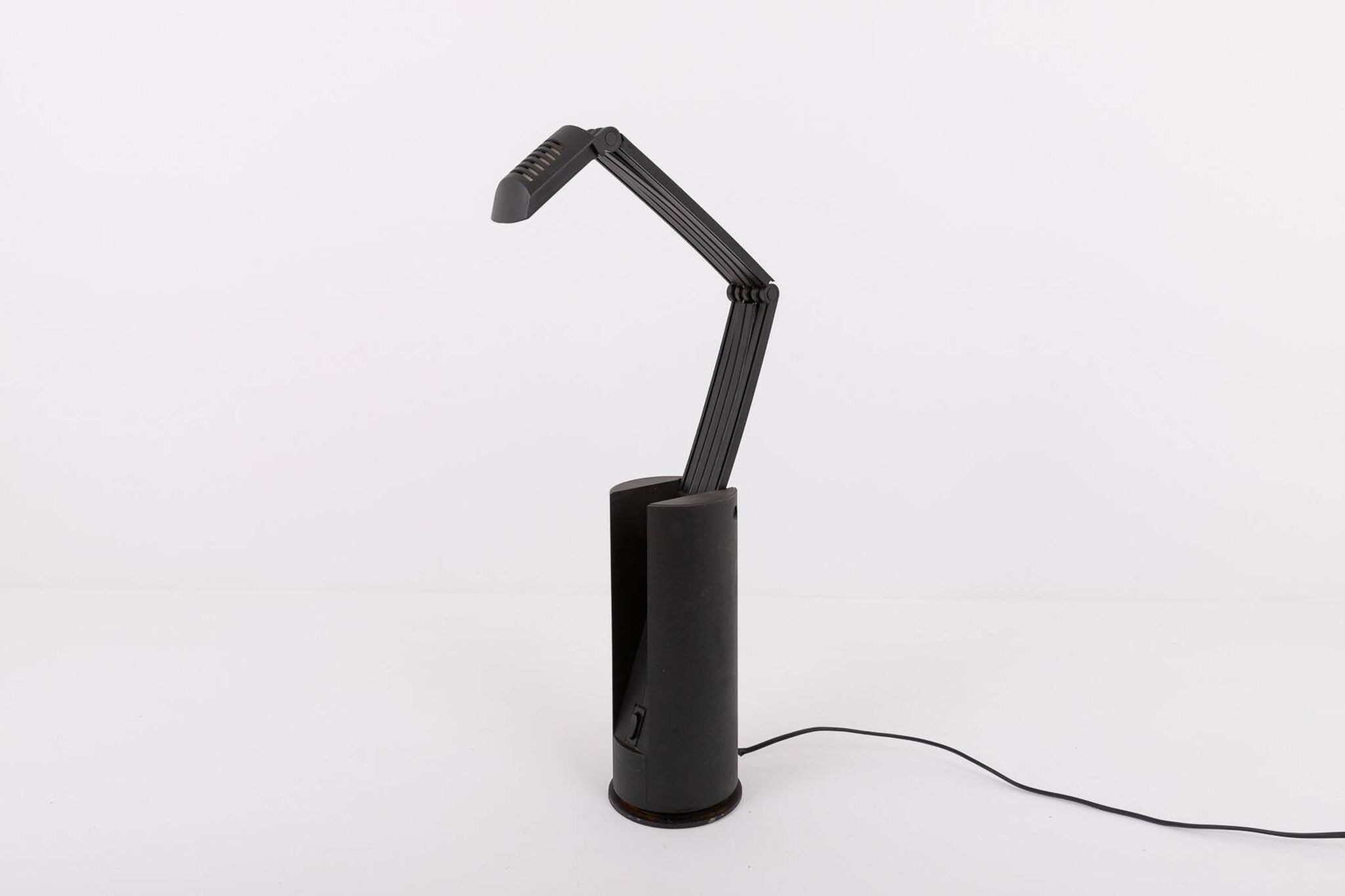 Post modern ‘Grillo’ desk lamp by Hans von Klier for Bilumen, Italy 1980’s