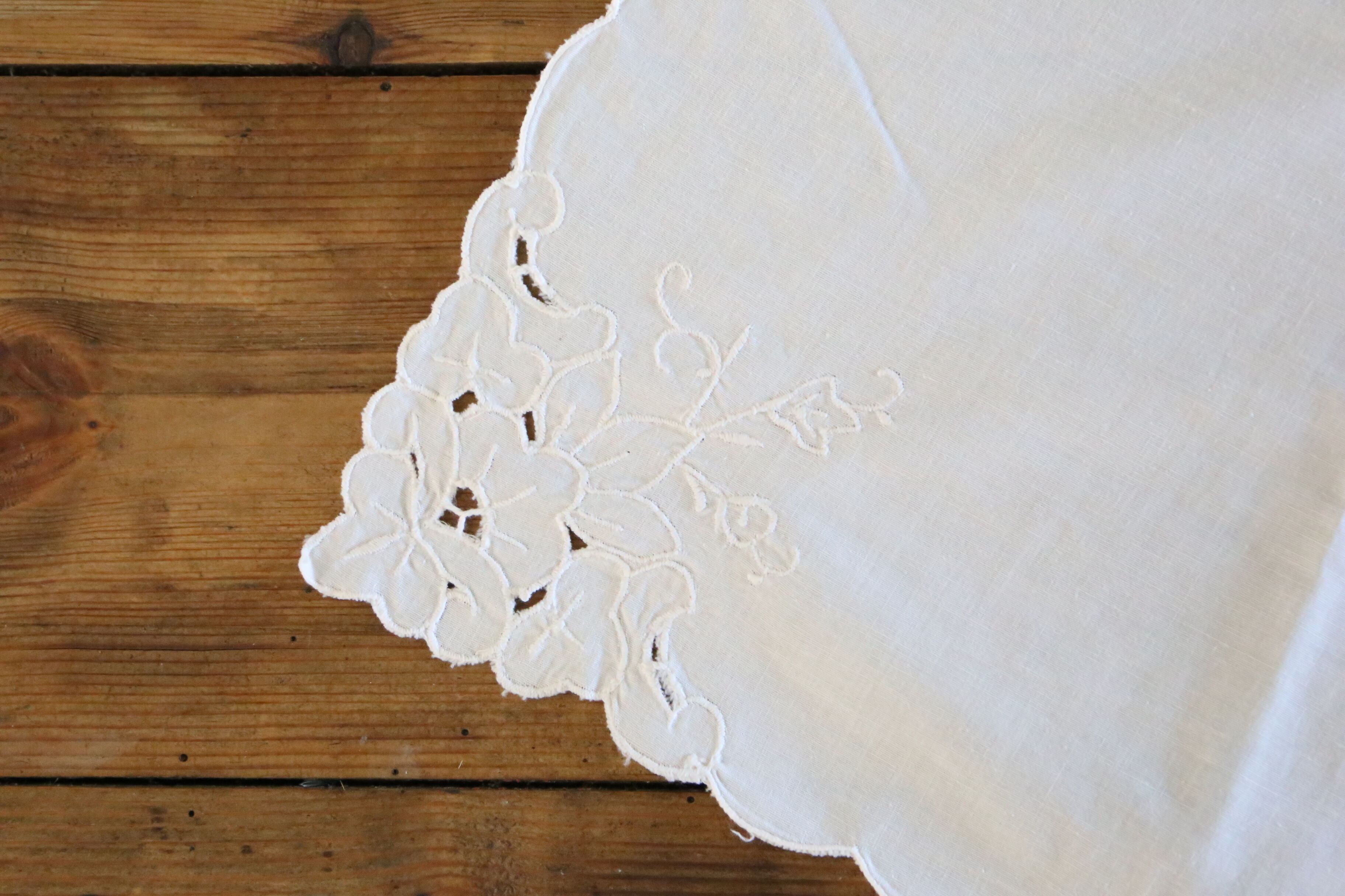 Square tablecloth, embroidered, cotton