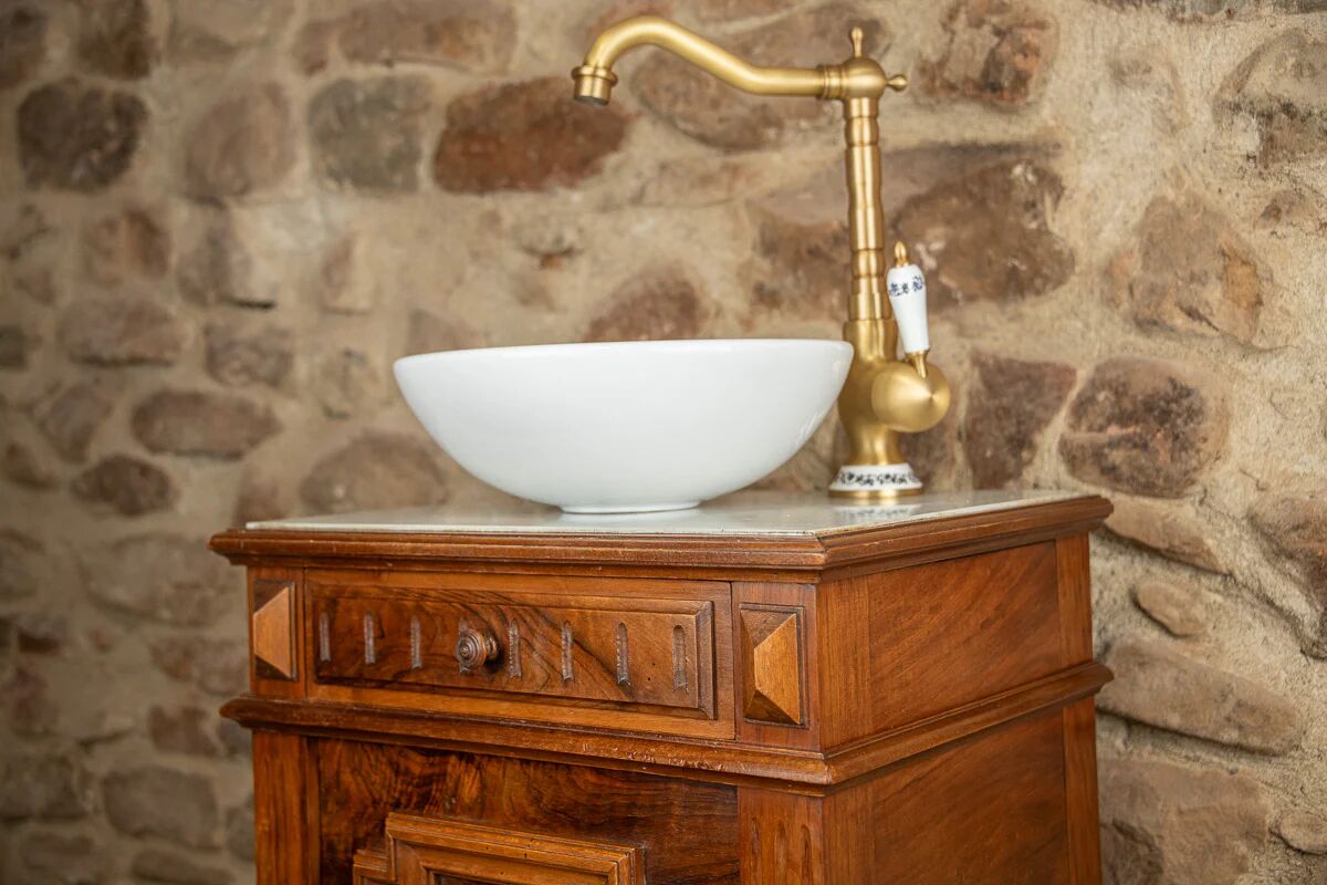 Vanity unit - antique washbasin in wood and marble