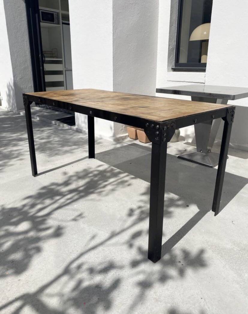 Industrial table