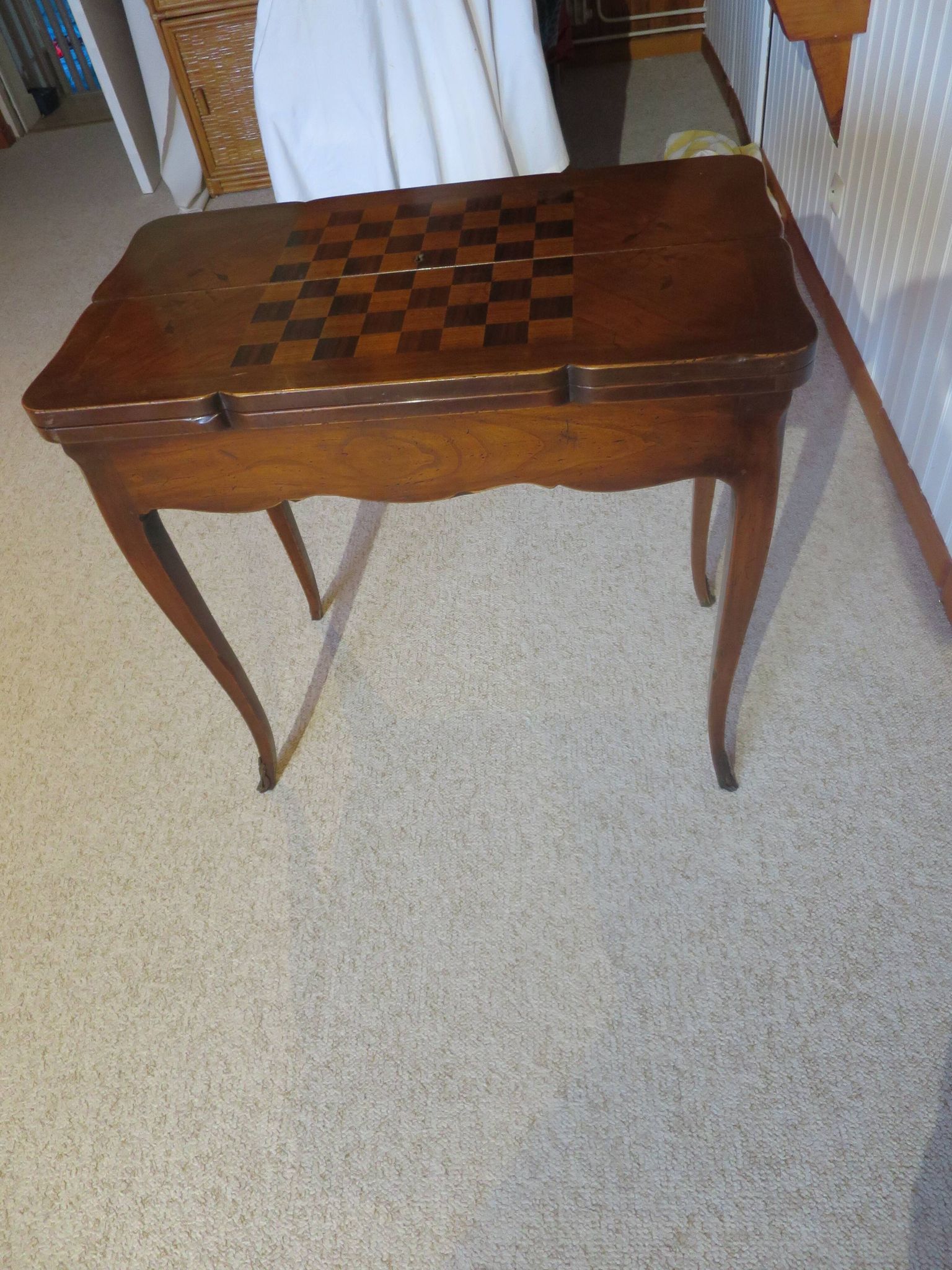 Secretary with mechanism - 4 secret drawers - lock - marquetry chessboard - 1950