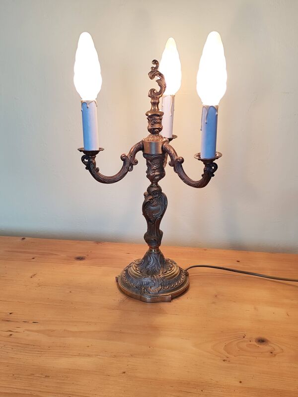 Lampe chandelier 3 feux en bronze style rocaille