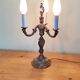 Lampe chandelier 3 feux en bronze style rocaille