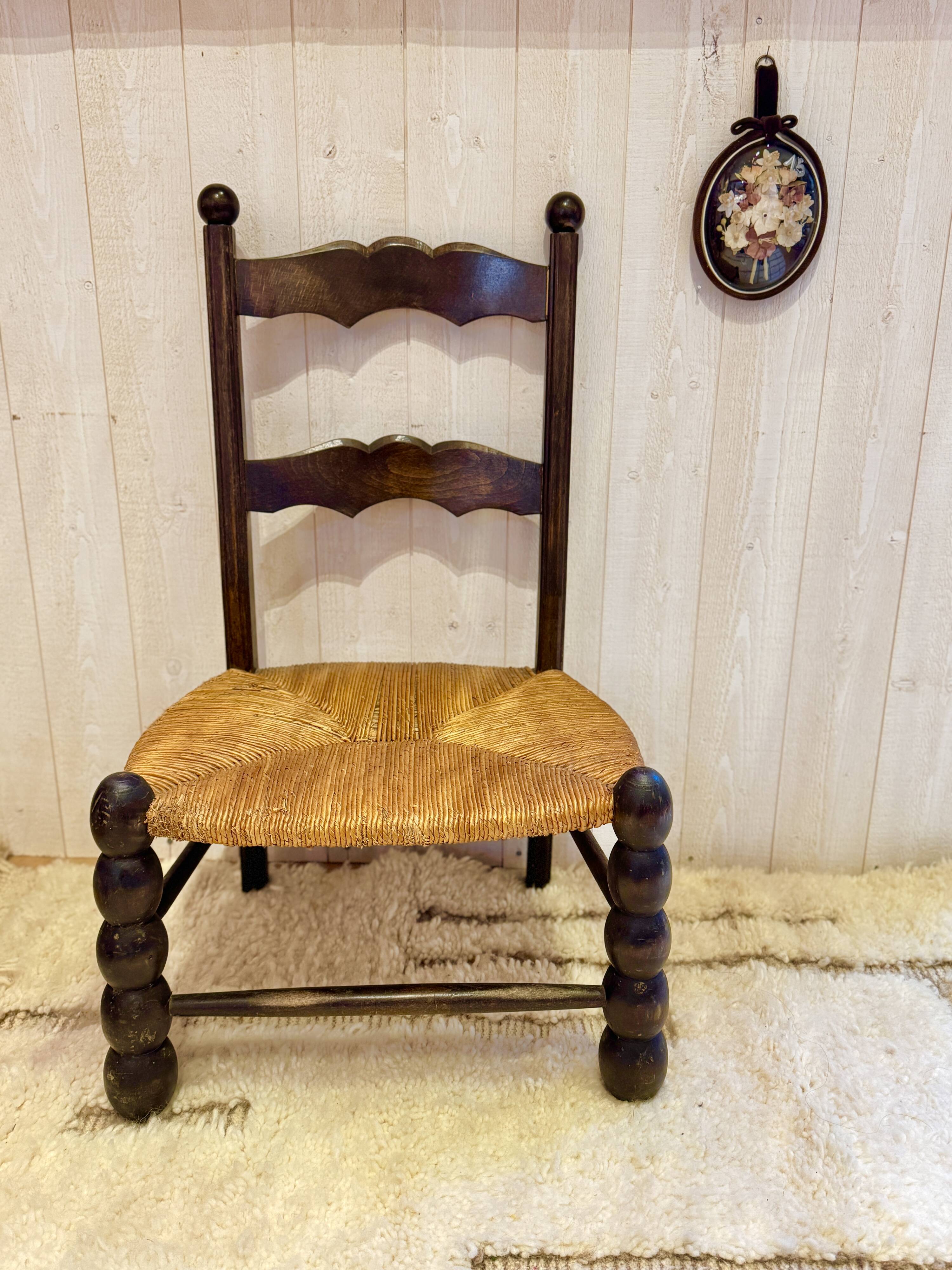 brutalist wooden chair dudouyt