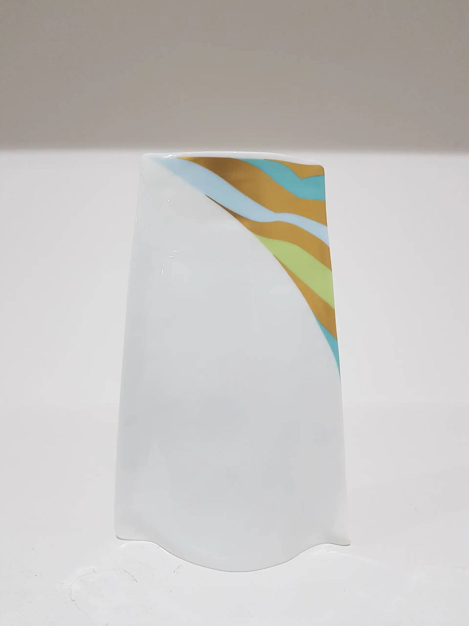 Vase parchment, white porcelain decorated, designed by J. van Loon, Rosenthal, Germany, 1980s.