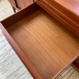 Teak row Johannes Andersen Samcom