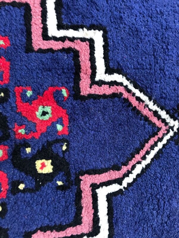Carpet is tunisian  212 x 322 cm