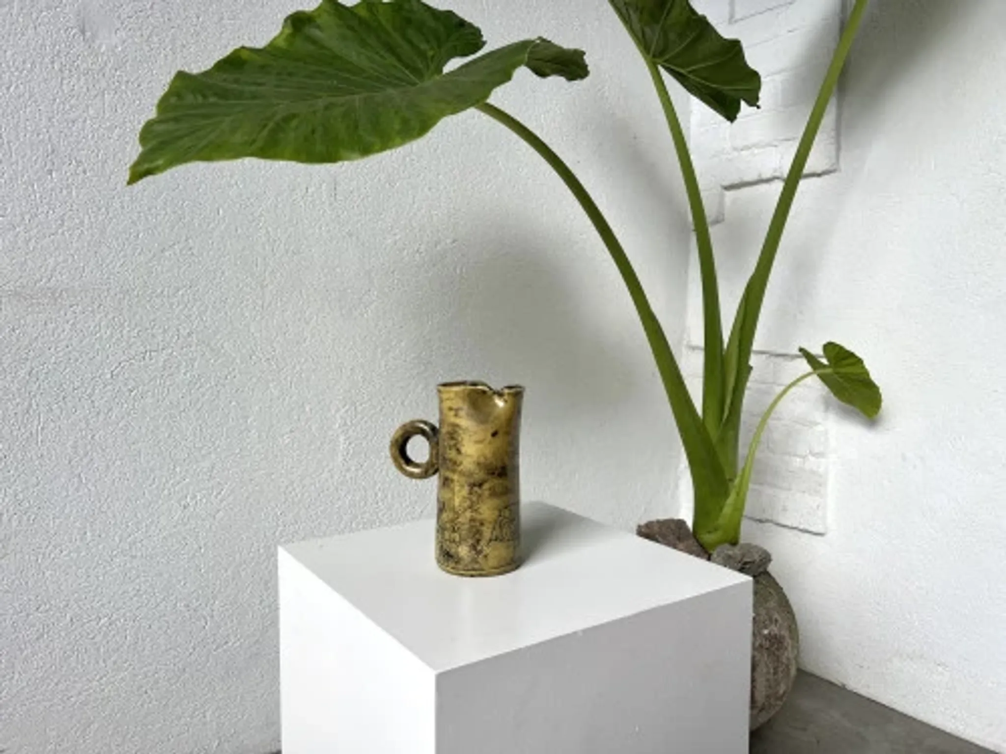 Jacques Blin: Yellow glazed ceramic jug