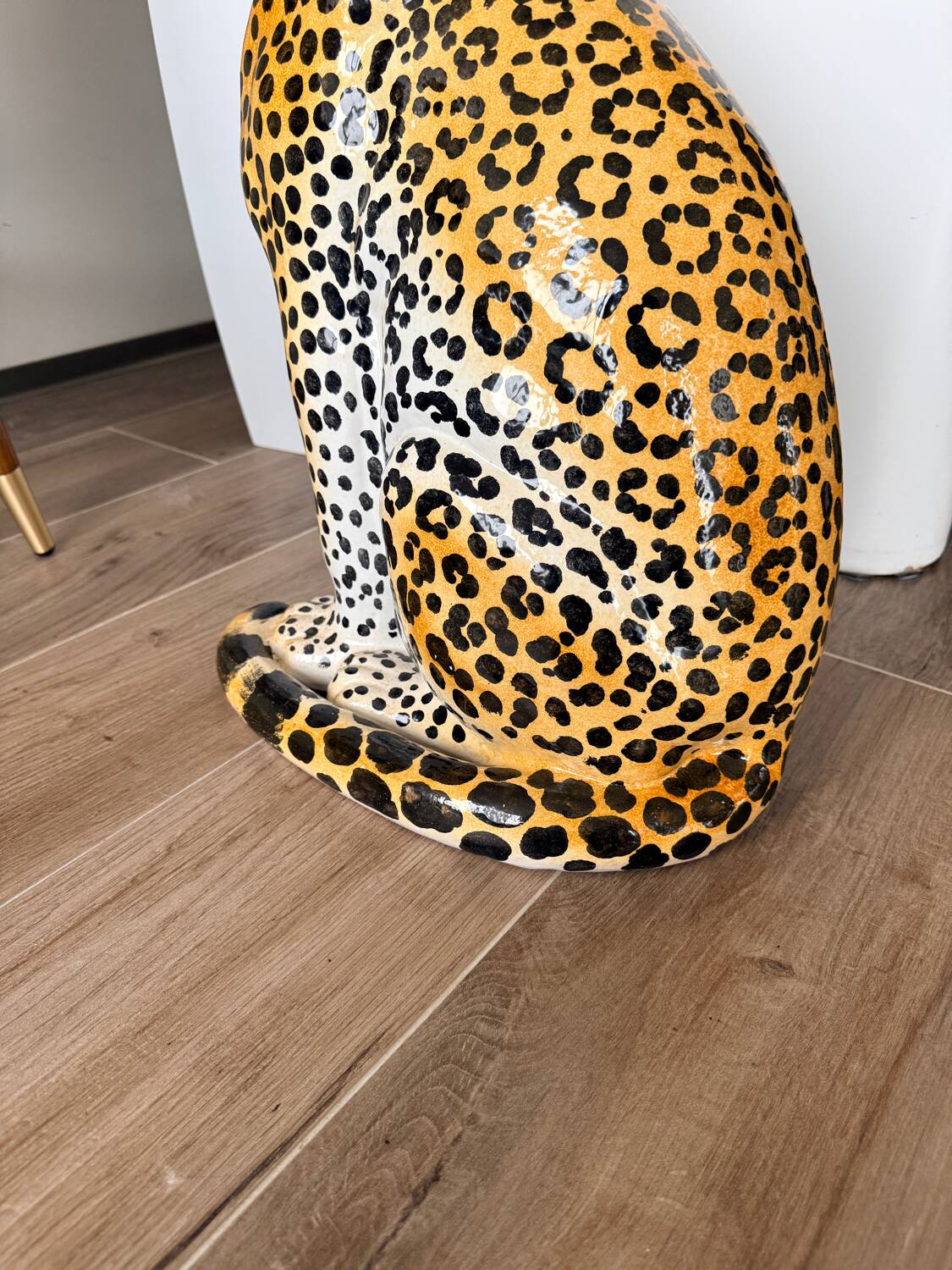 Leopard, Italian sculpture in glazed ceramic.