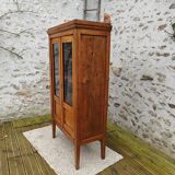 Old display case library