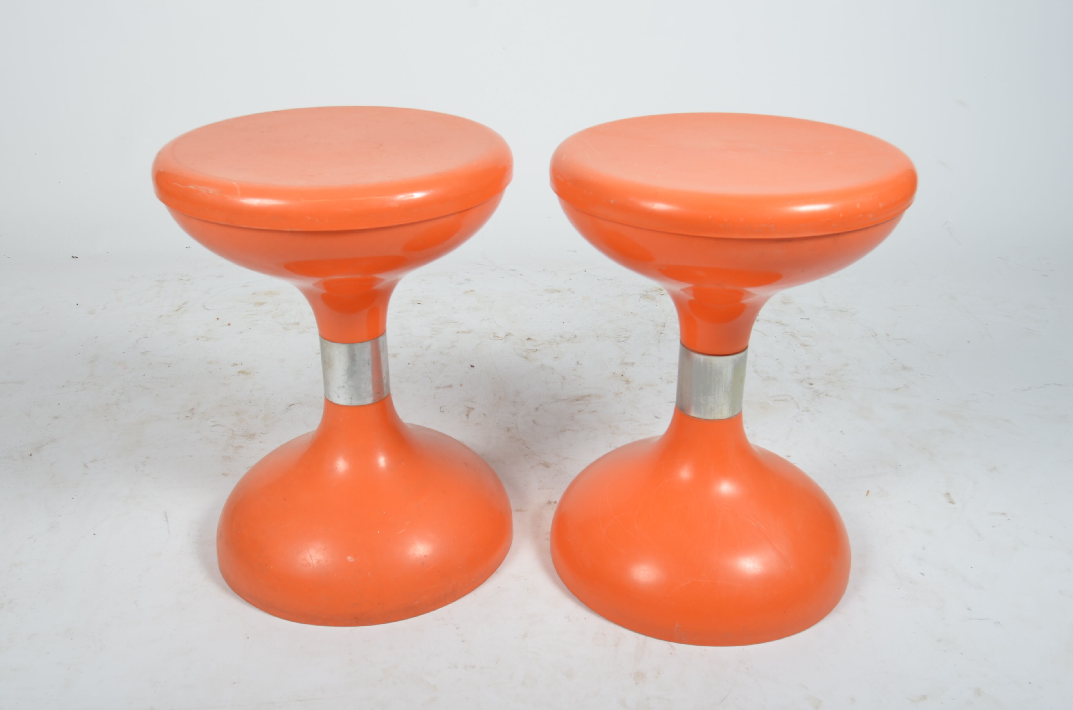 Orange diabolo stool