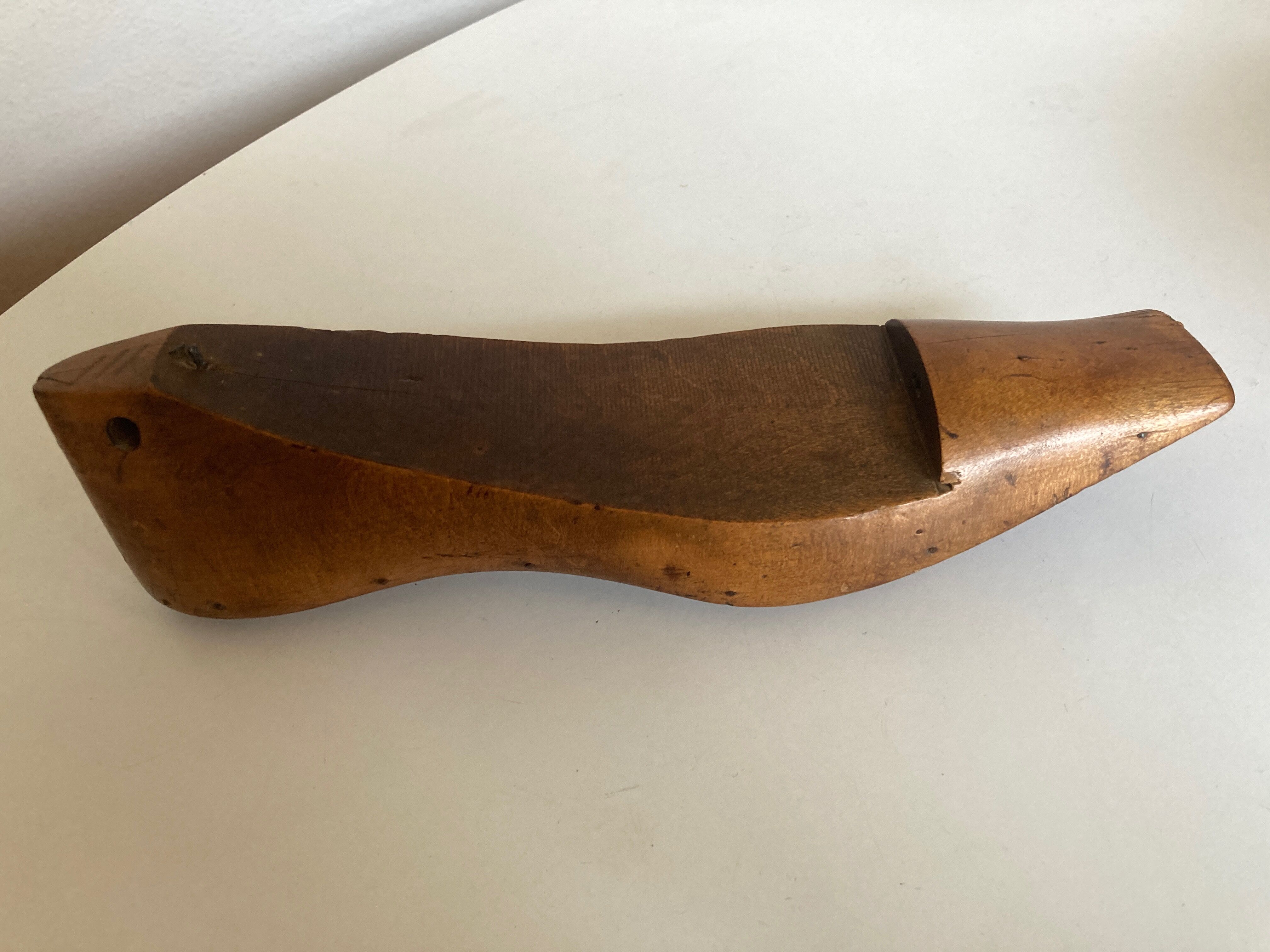 Belle Vivier 1960 ballerina workshop shoe mold