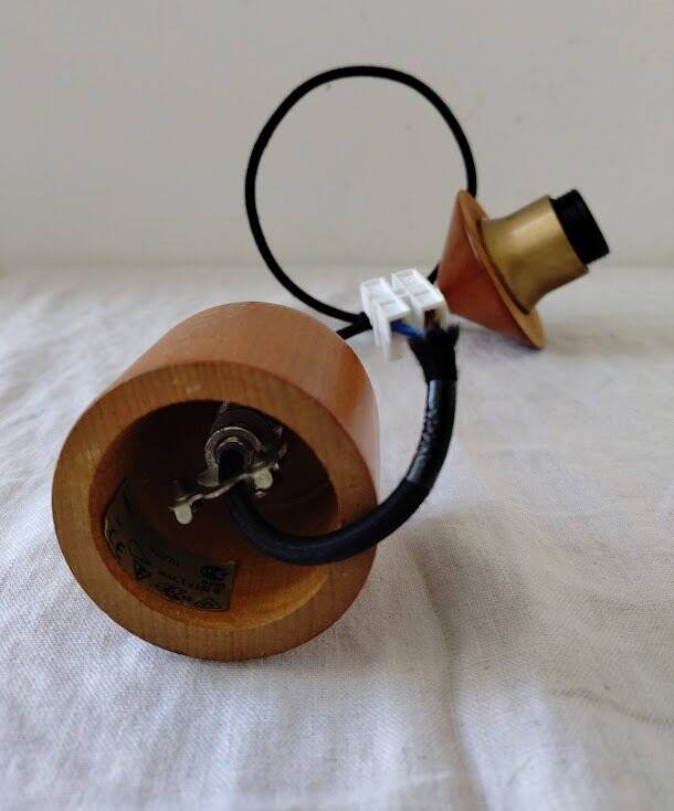 Suspension cylindrique en opaline zébré verre et teck vernis