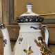 Faience vase from Gien, Renaissance decoration, late 19th century.