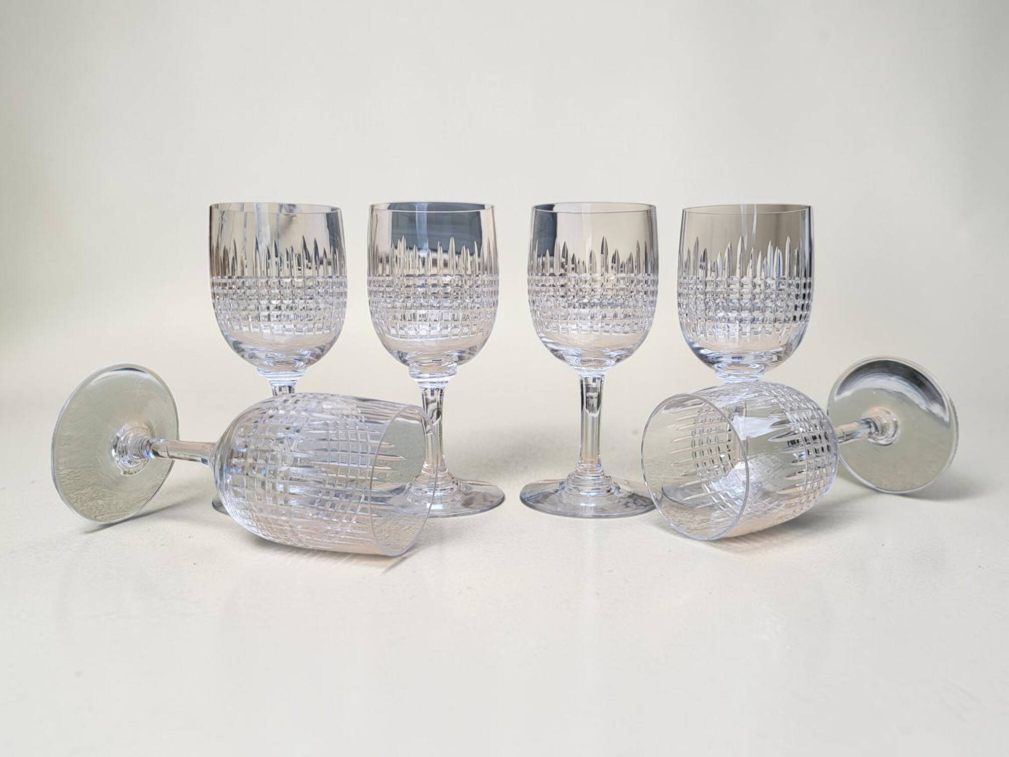 6 verres à vin en cristal de Baccarat, modèle Nancy