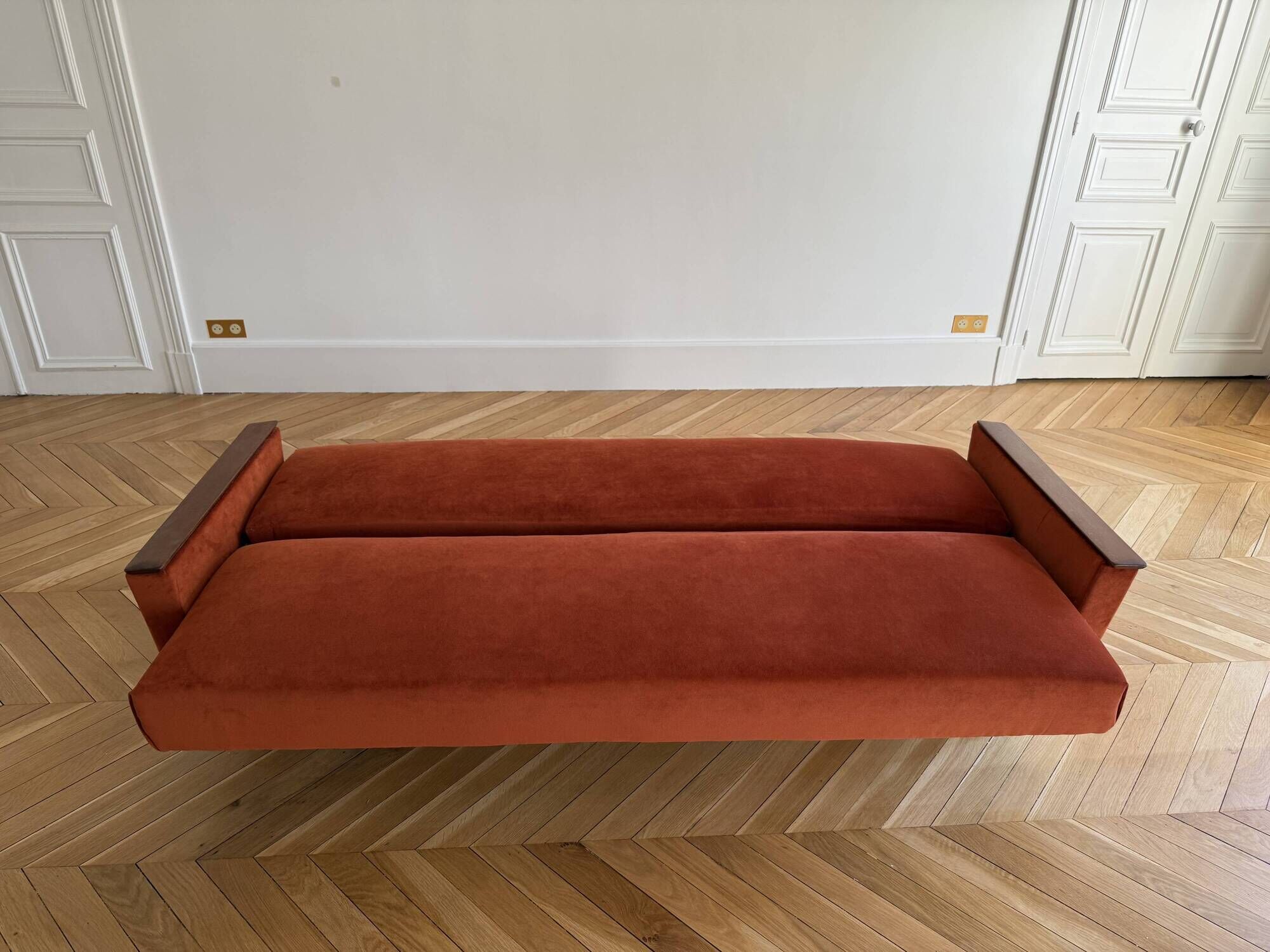 1960s three-seater daybed canapé