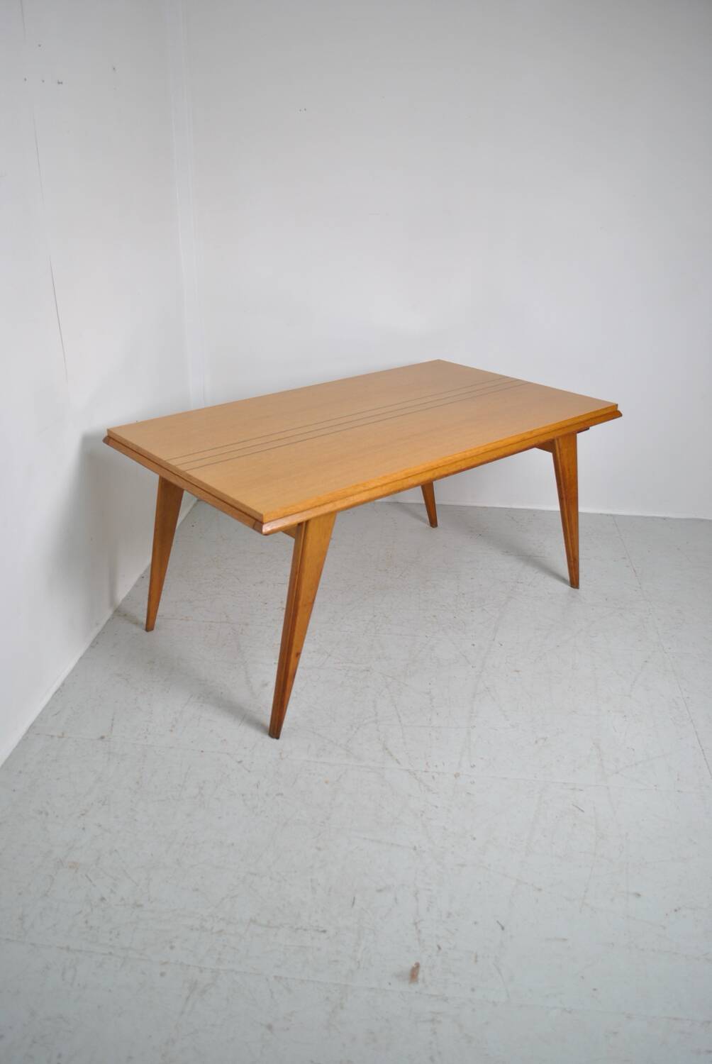 Table a manger pieds compas 1950