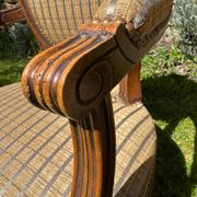 Paire de fauteuils cabriolet Louis XVI – dossier médaillon