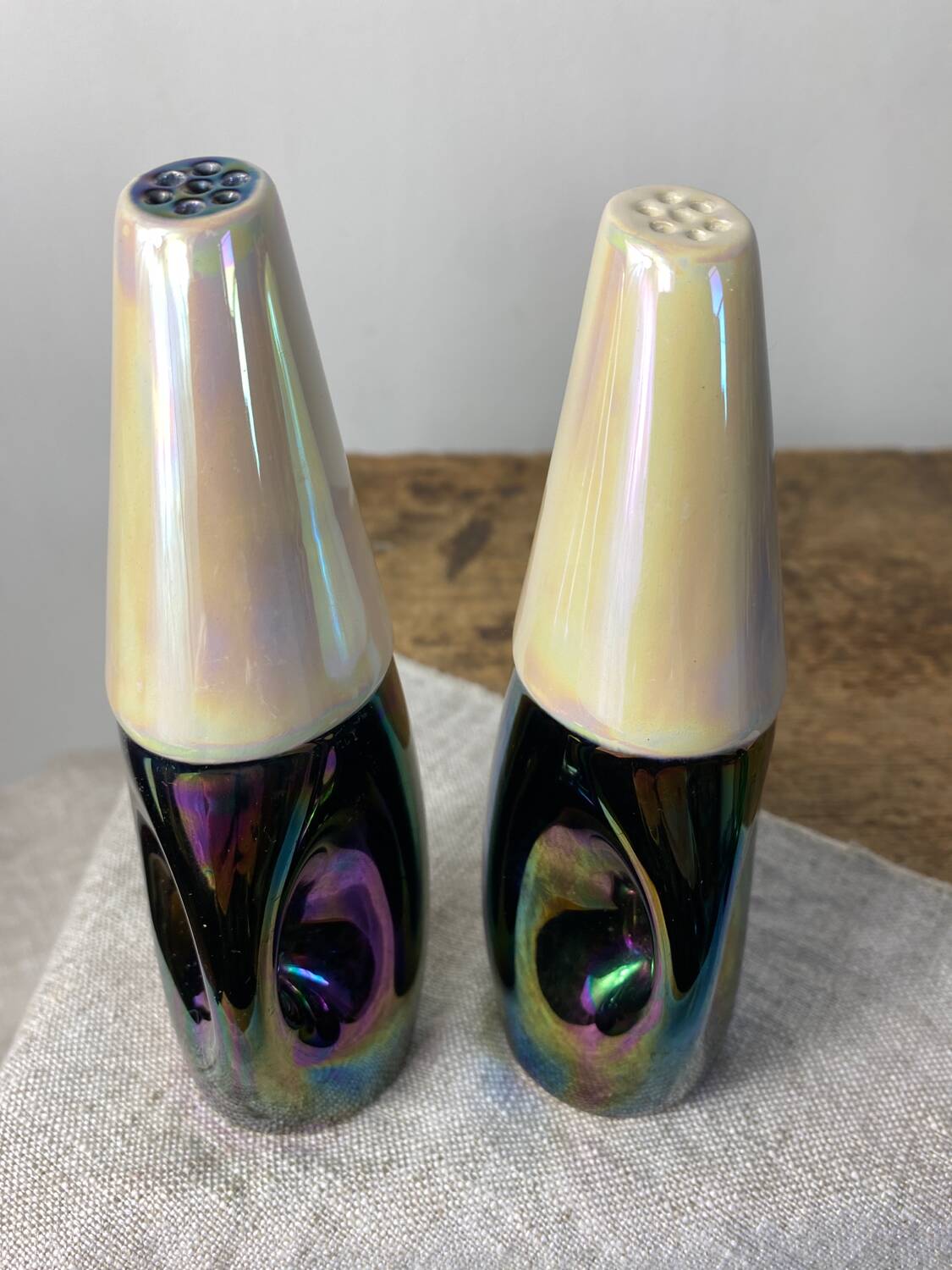 Ceramic salt and pepper shakers from the Verceram collection