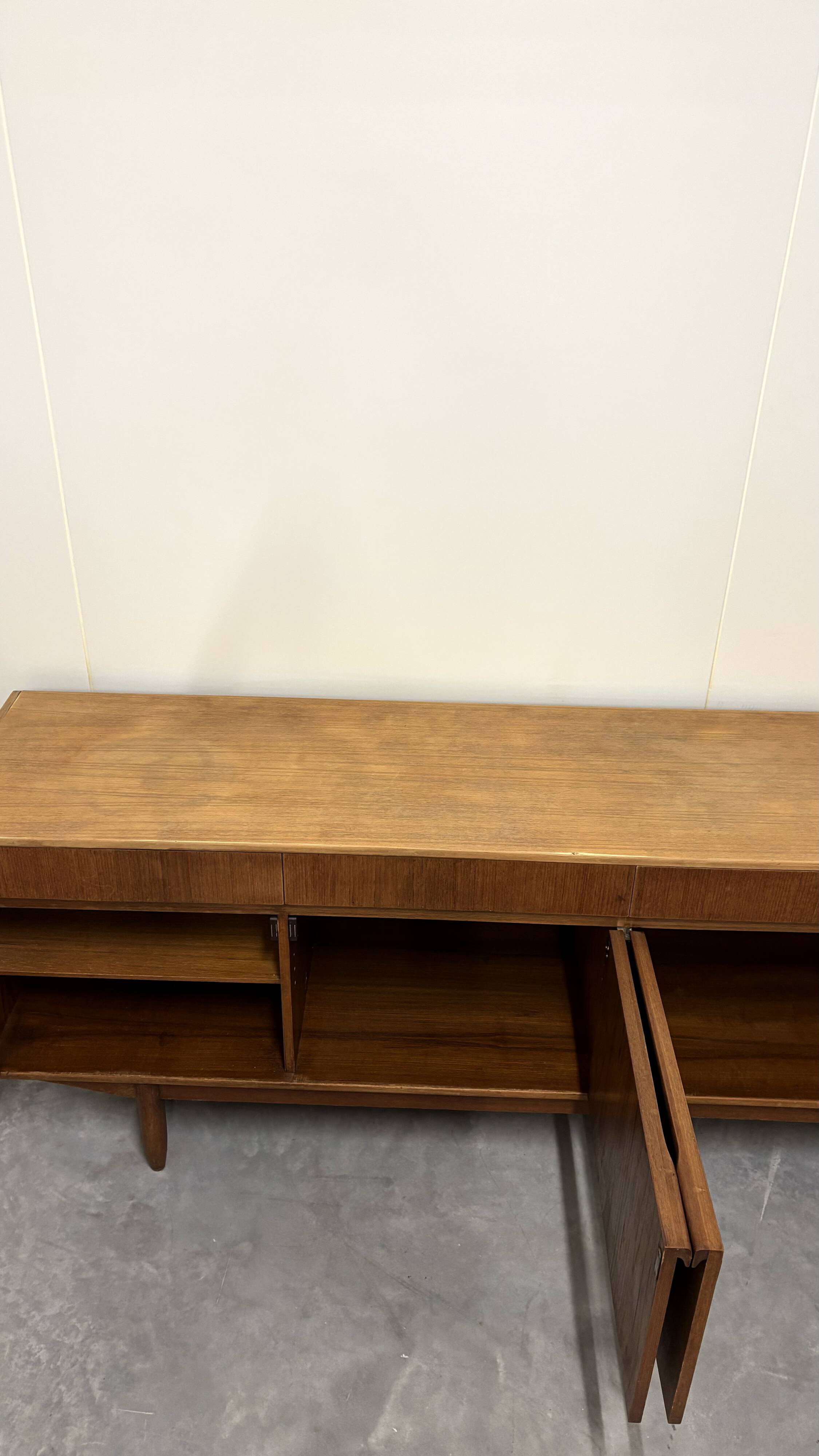 1960s Vintage Scandinavian Buffet Enfilade