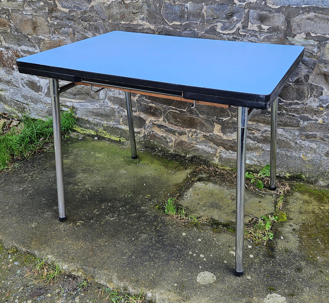 Blue formica set, a table and its 4 chairs, vintage, 60s