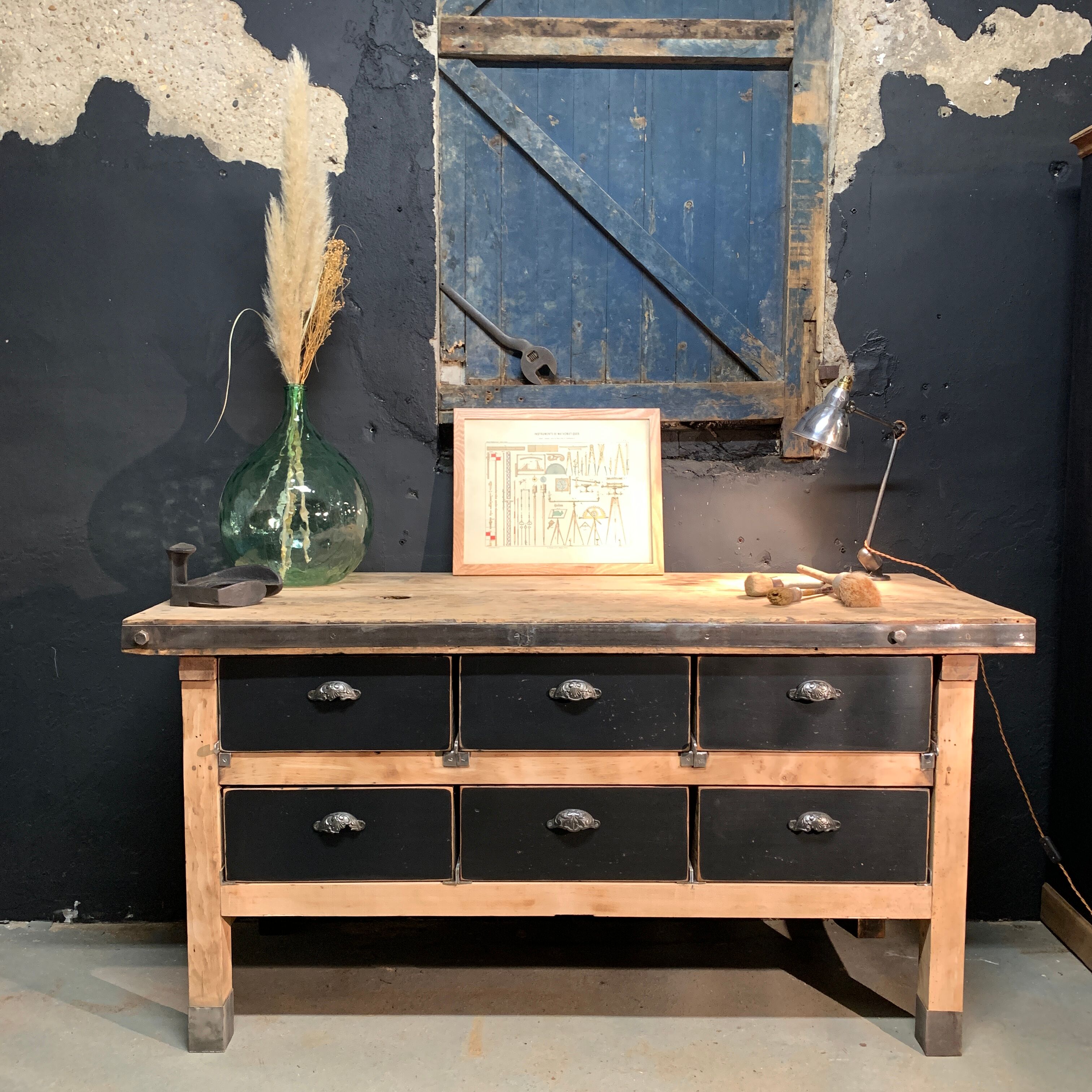 Established beech-drawer craft furniture