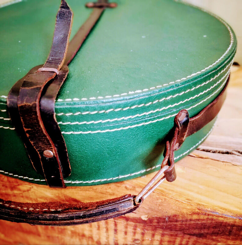 Hatbox Banjo