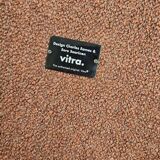 Chaise Boucle Charles Eames Organic de Vitra