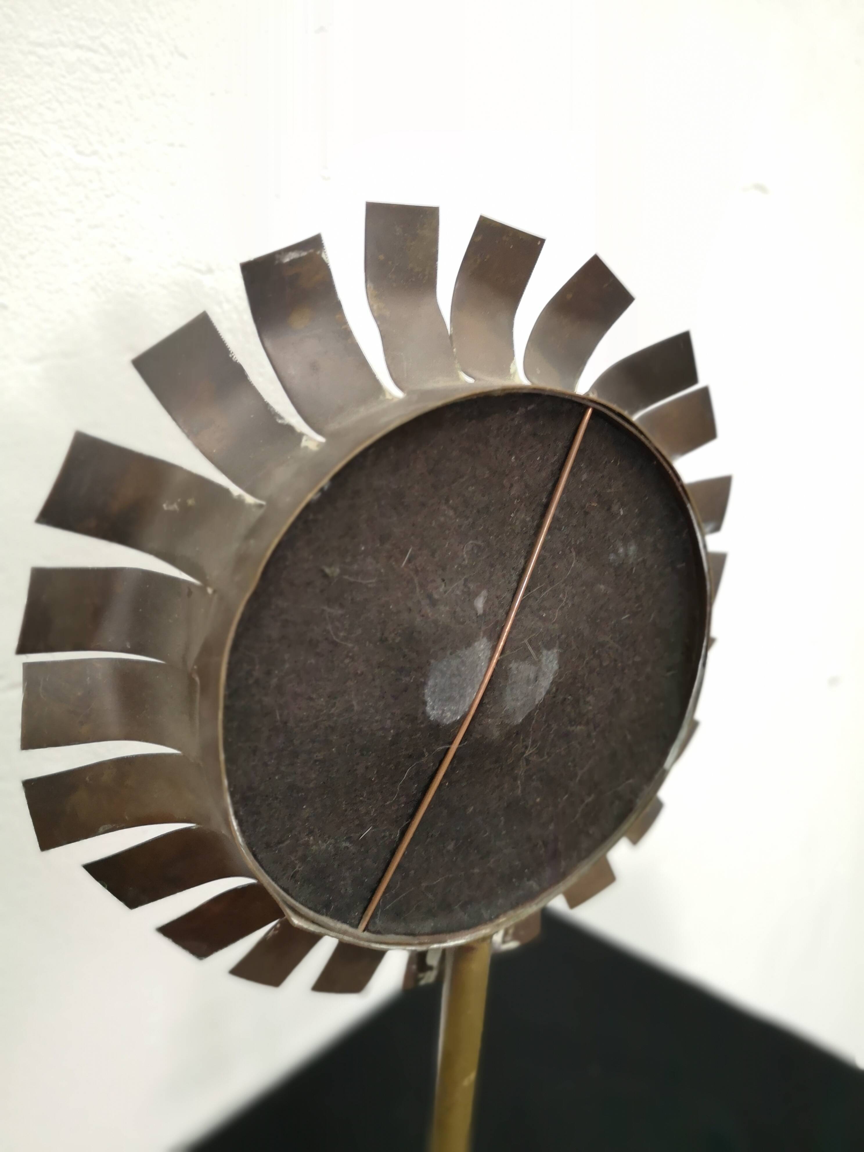 Brass mirror in flower shape, 9.5cm