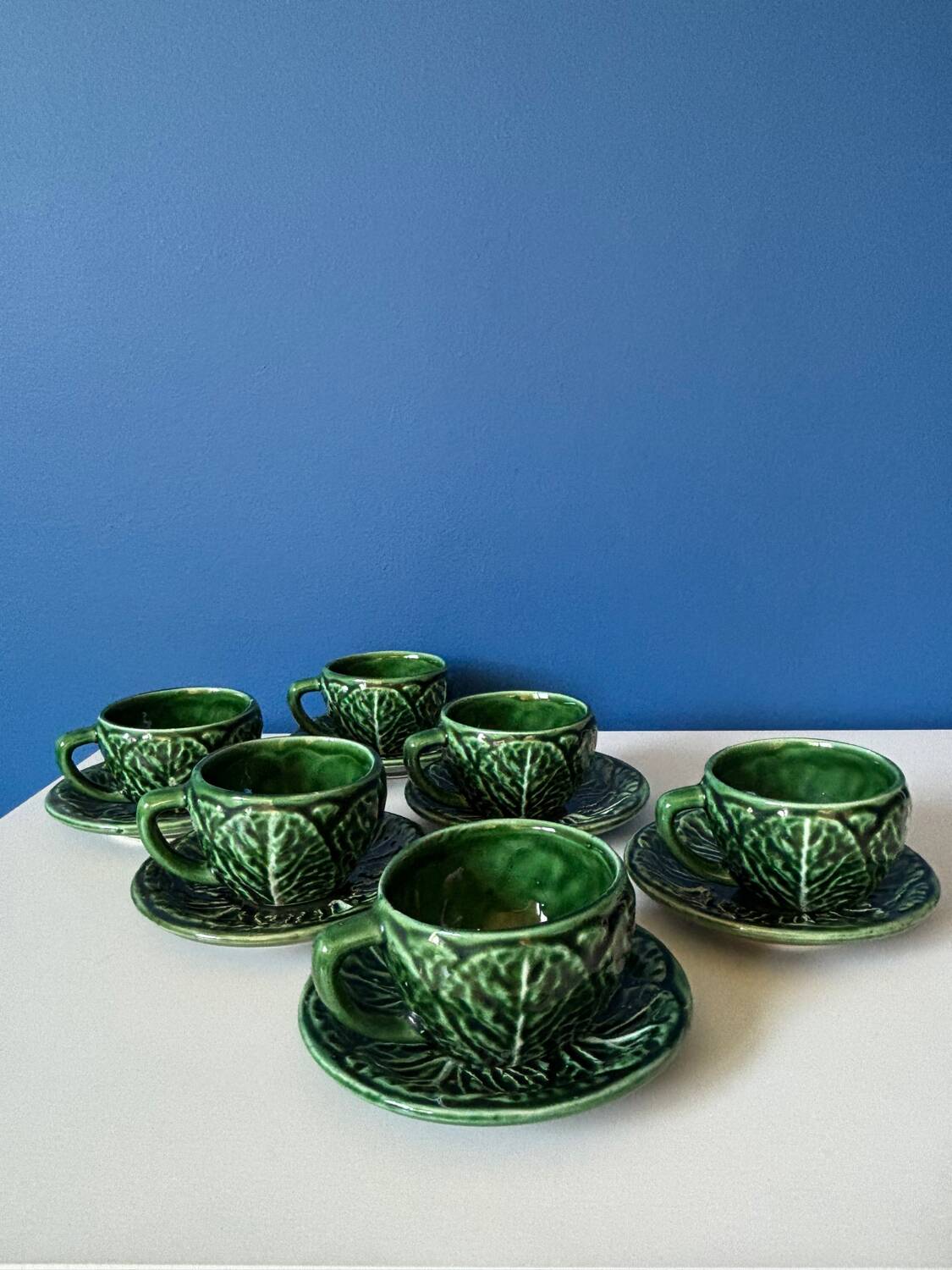 Lot de 6 tasses à café vintage en barbotine chou vert – faïence vintag