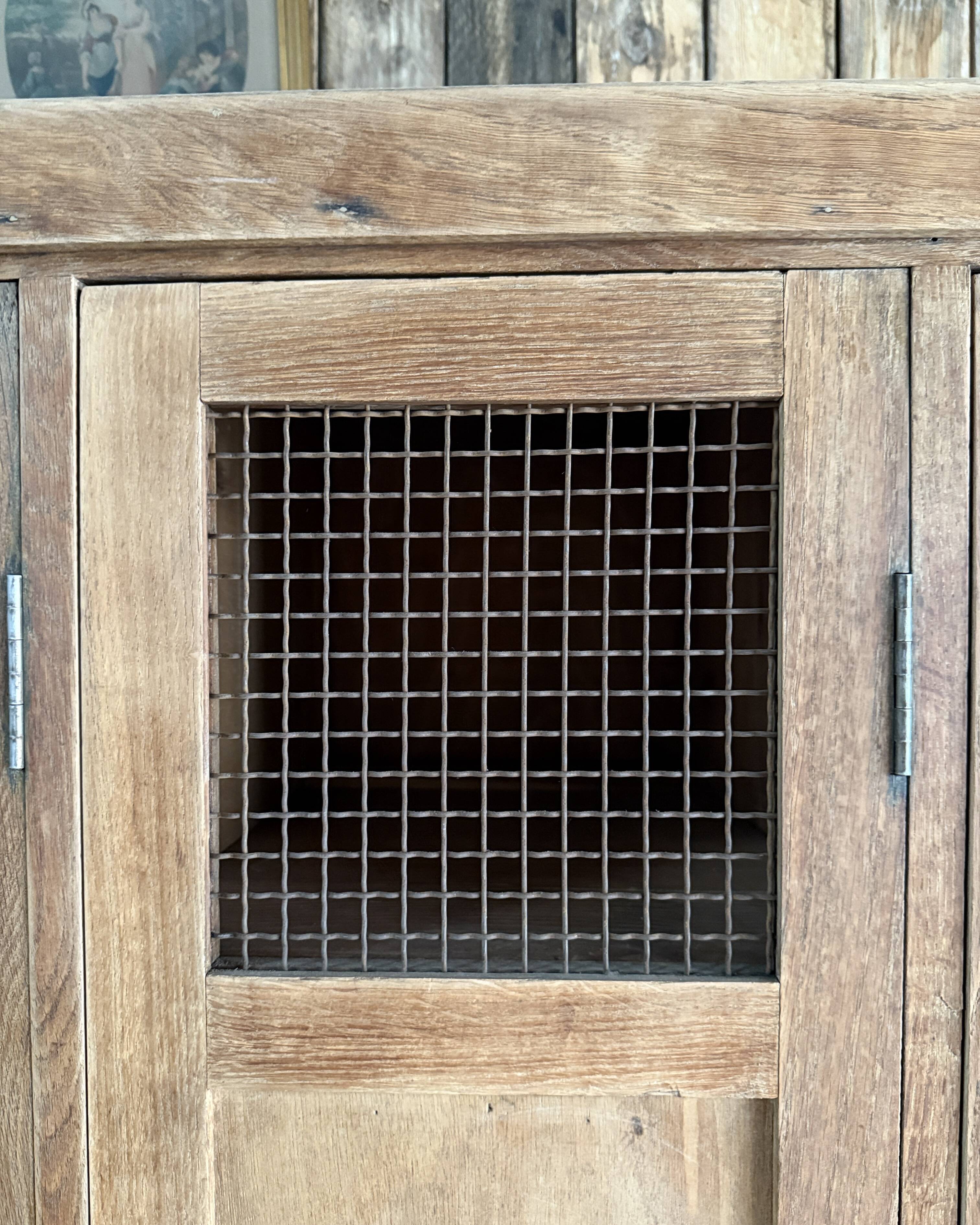 Ancien vestiaire d’atelier (rénové)