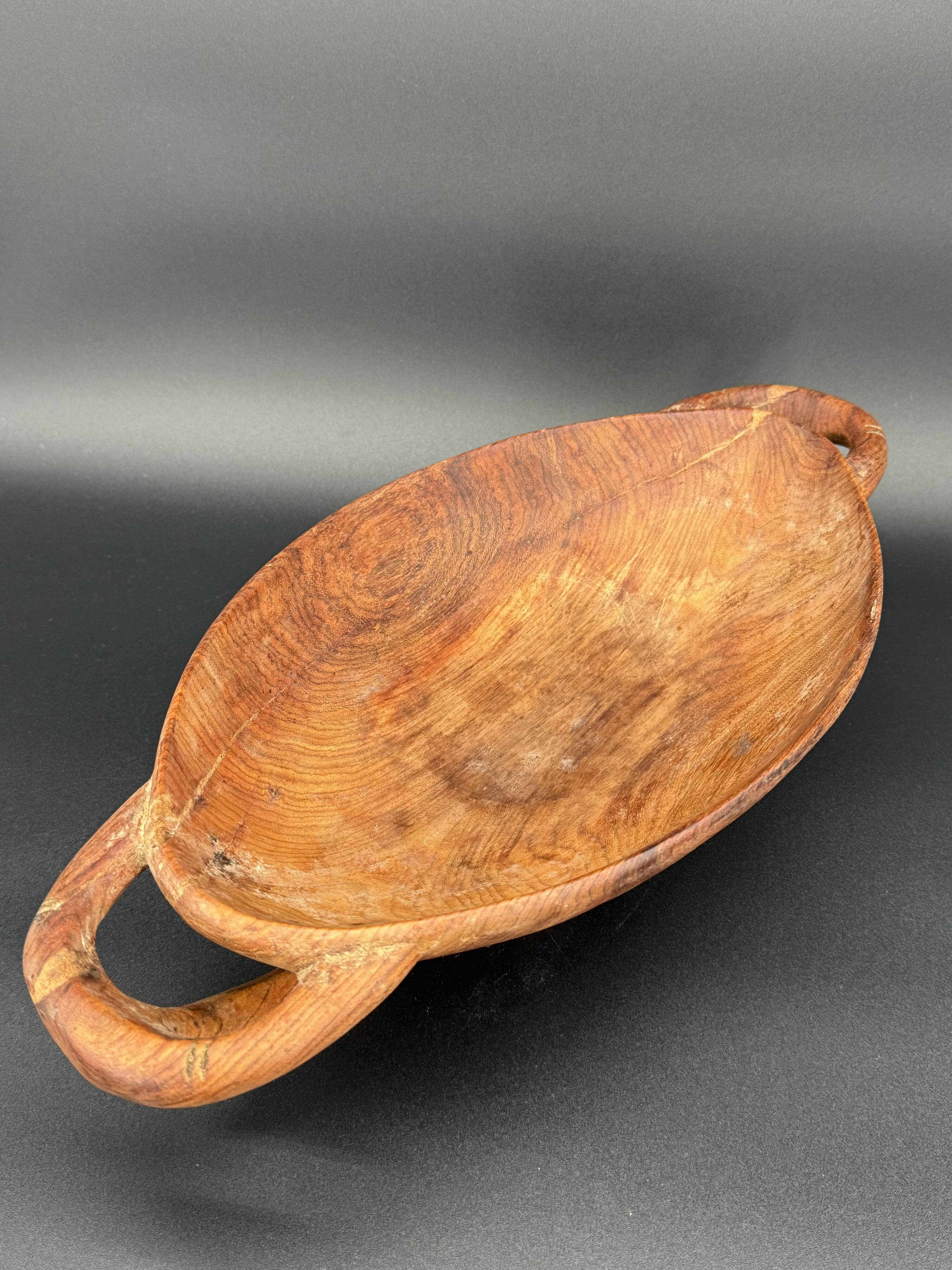 Carved cup in engraved wood – floral decoration and geometric handles
