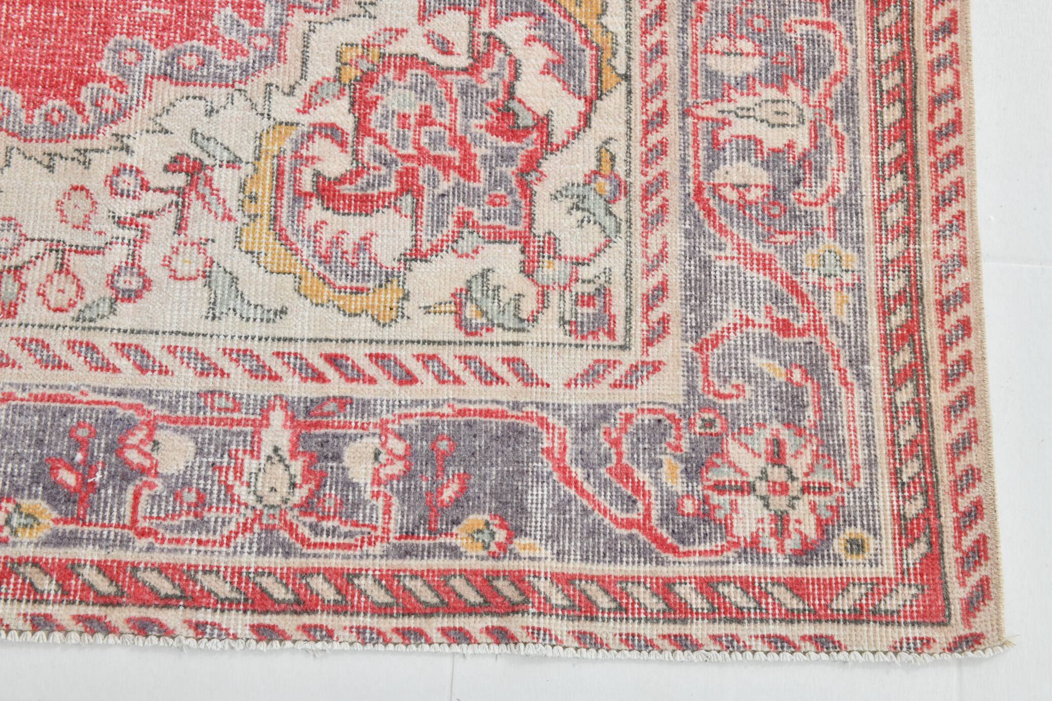 Red & Cream Classic Turkish Vintage Rug, 205x310Cm