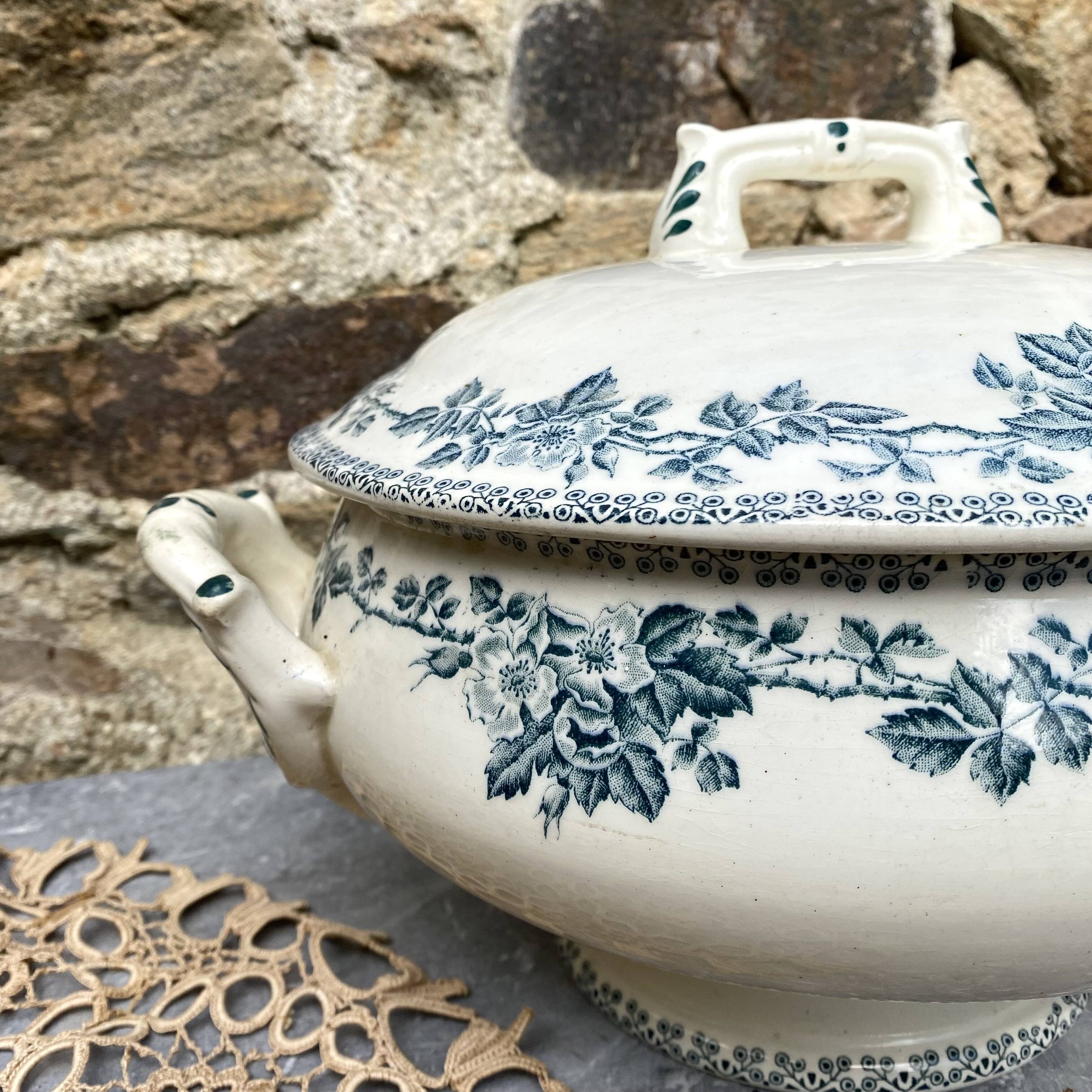 Earthenware soup tureen Ets Debray service Guadeloupe