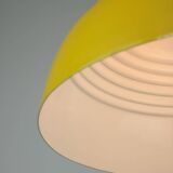 Lampe vintage restaurée en métal jaune, années 80