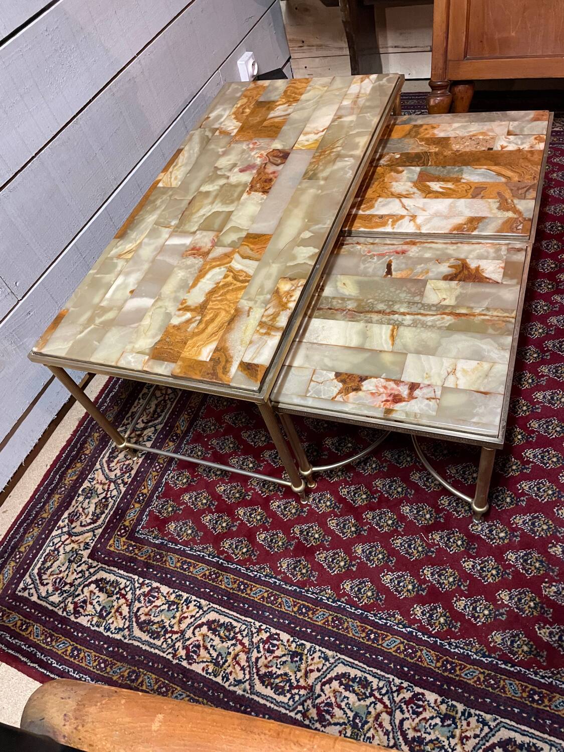 Nesting coffee table in onyx, 70s/80s design
