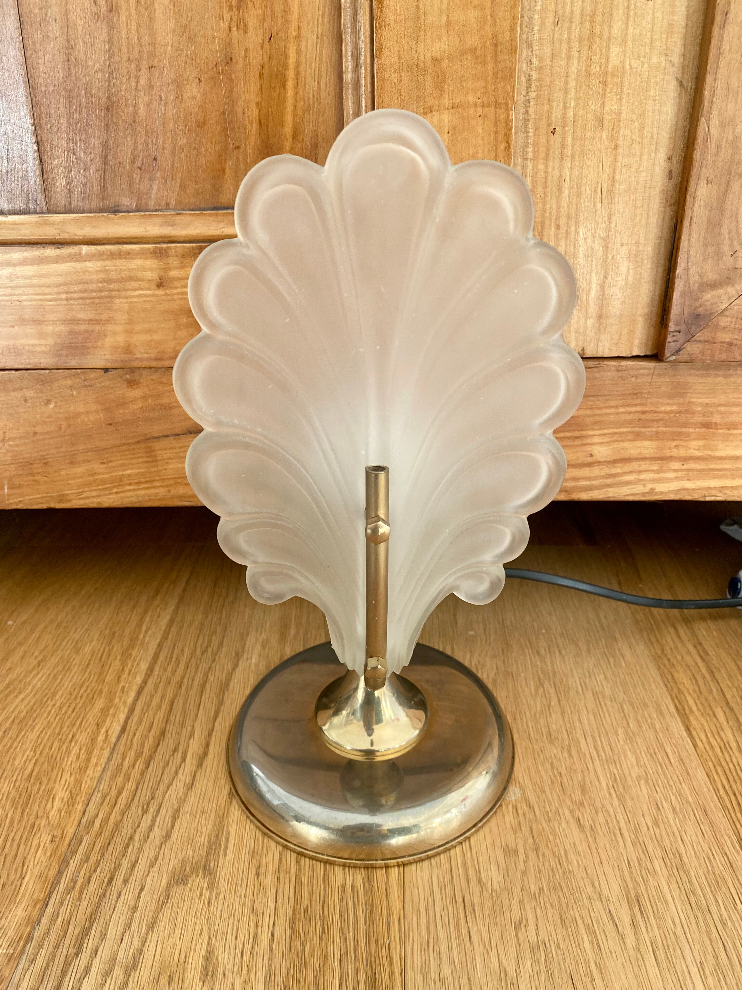 Shell lamp shell frosted glass and art deco brass